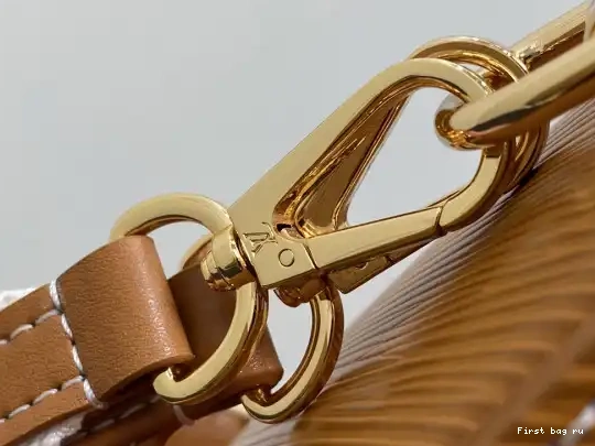 First bag ru LOUIS TWIST MM-23*17*9.5CM VUITTON 0625